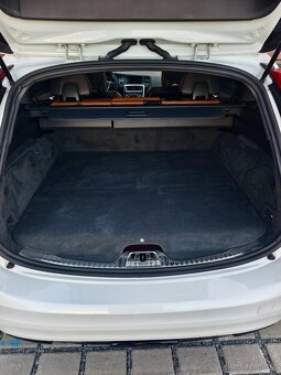 Volvo V60 2.4D D6/208kwPlug-in Hybrid,Summum,AWD, pěkný vůz - 7