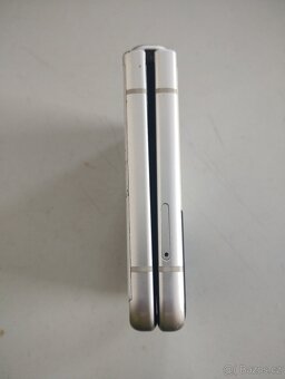 Prodám Samsung Galaxy Z flip 3 - 7