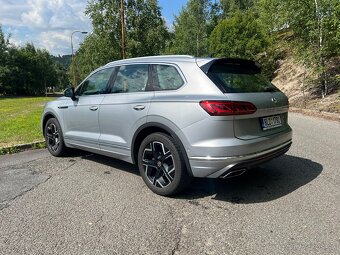 VW touareg 3.0 V6 210kw maximalni vybava - 7