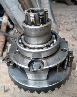 Náhon na sajdu diferenciál soukolí rám sajdy MT12 MV750 MT16 - 7