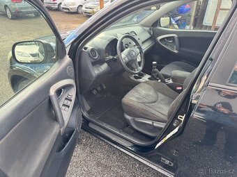 Toyota RAV4 2.2 D-CAT 4x4 - 7