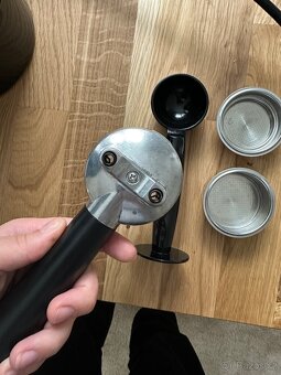 Kávovar Sencor SES 4040BK - 7