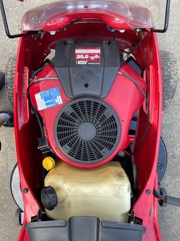 zahradní traktor MTD SN200 - 7