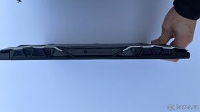 Herní notebook RTX 3070, 300Hz - 7