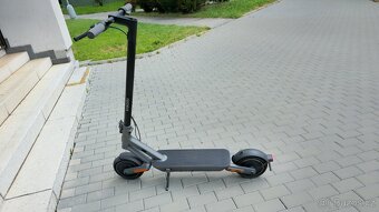 Elektrokoloběžka Xiaomi Scooter 4 Ultra - 7