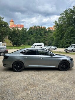 Škoda Superb 3 Laurin & Klement 2.0tdi 140kw 4x4 - 7
