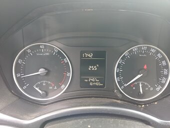 Škoda Octavia combi 1.6 Mpi 75 kW rv 2010 - 7