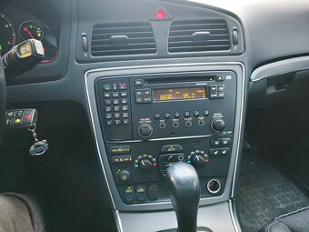 Volvo V70II D5 2.4D 120 kW - 7