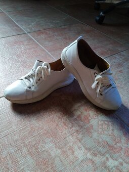 Celokožené bílé vycházkové boty  vel.+++39+++ - 7