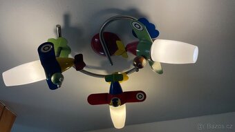 Prodám dětský chlapecký lustr - 7