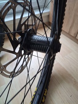 Prodam karbon rafky sleva 3000kč - 7