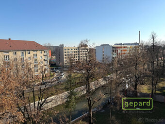 Pronájem bytu 3+1 107 m² - 7
