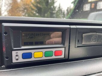 Volkswagen T5 Chlaďák t5 96kw 2,5 TDI - 7