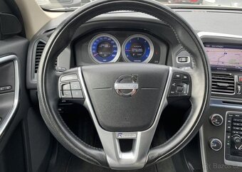 Volvo XC60 2.4 D5 4x4 R-DESIGN KŮŽE NAVI automat 158 kw - 7