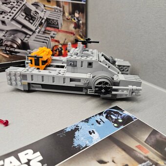 LEGO Star Wars 75152 Imperial Assault Hovertank - 7