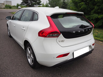 Volvo V40 2.0 D3 5ti válec, původ ČR - 7