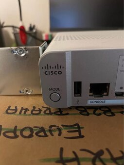 💻 Cisco Switch Catalyst 3560-CX – 8 portů (Repasovaný) - 7