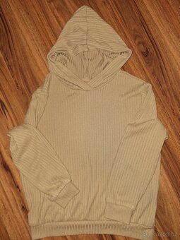 Mix dívčího oblečení vel. 134 - 7