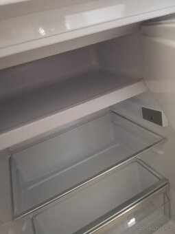 Lednička s mrazicí přihrádkou Electrolux - 7