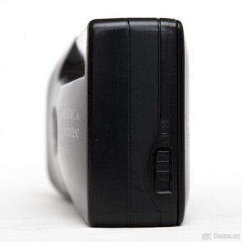 Yashica Minitec AF - 7