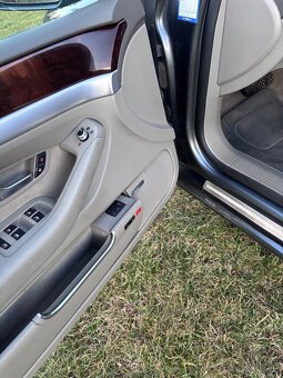 Audi A8 D3 - 7
