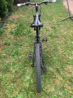 Horské kolo Specialized Hardrock – rám S, kola 26" - 7