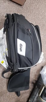 Tankbag Givi - 7