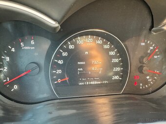 Kia Sorento 2.2CRDi 145kW, najeto 132000km, manuál - 7
