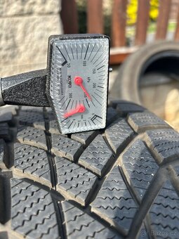 Zimní pneu Matador Nordicca MP 93 - 215/50 R17 95V XL - 7