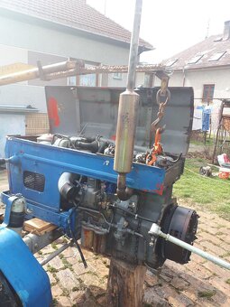 Zetor 5718 motor 6901 - 7