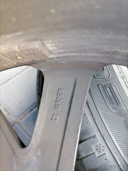 Mazda 3,CX-3 nebo CX-30 original alu kola jako nový215/60R16 - 7