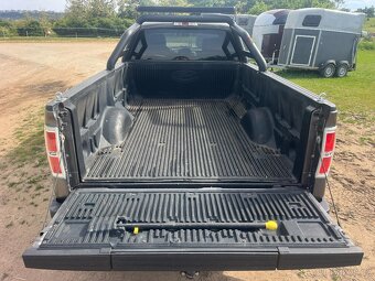 Ford F150 Raptor 5.0 V8 - 7