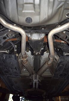 Dodge Challenger V6 - 7