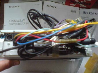 autoradio Sony CDX-GT930UI - 7