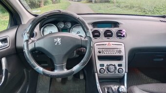 Peugeot 308 SW 2.0HDi 103kW,7/2010,KLIMA,PANORAMA,7.MÍSTNÉ - 7