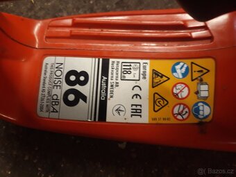 Motorova pila Husqvarna 560xp - 7