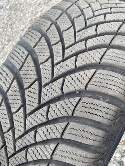 Sada zimních kol DEZENT 215/65 R17 – 4 ks (5×112), 7–8 mm - 7