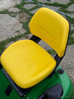 Joh Deer x127 + koš na sběr trávy - 7