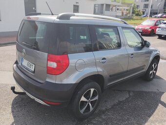 YETI 1,2 TSI 77 KW 2012 ALU TAŽNÉ PDC KLIMA SERVISKA - 7
