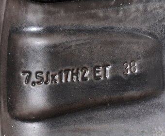 17 "Disky s pneumatikami Komplet , vyvážené včetně šroubů - 7