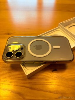 iPhone 16pro, 512GB, přírodní titan - 7