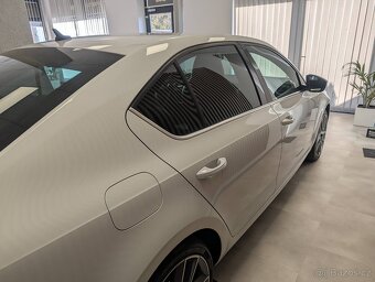 Škoda Octavia 2,0 TDI RS - 7