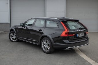 Volvo V90 2.0 D4 AWD Cross Country - 7