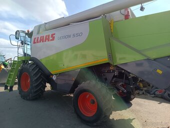 Claas Lexion 550 + C750 - 7