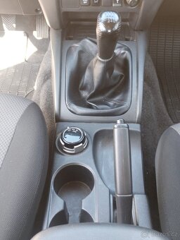 Mitsubishi L 200 - 7