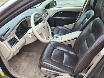 Prodám Volvo XC70 2,4 D5 AWD MY 2007 - 7