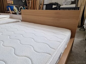 Postel ikea včetně šuplíku 180x200 výška 65 cm - 7