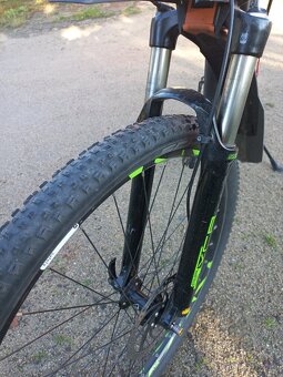 ELEKTROKOLO LEADER FOX SWAN 29" vel. 18 - 7