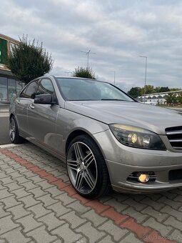 Mercedes-Benz W204 220cdi - 7