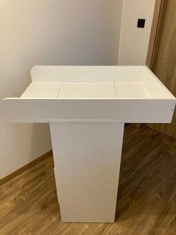 Přebalovací pult - 7